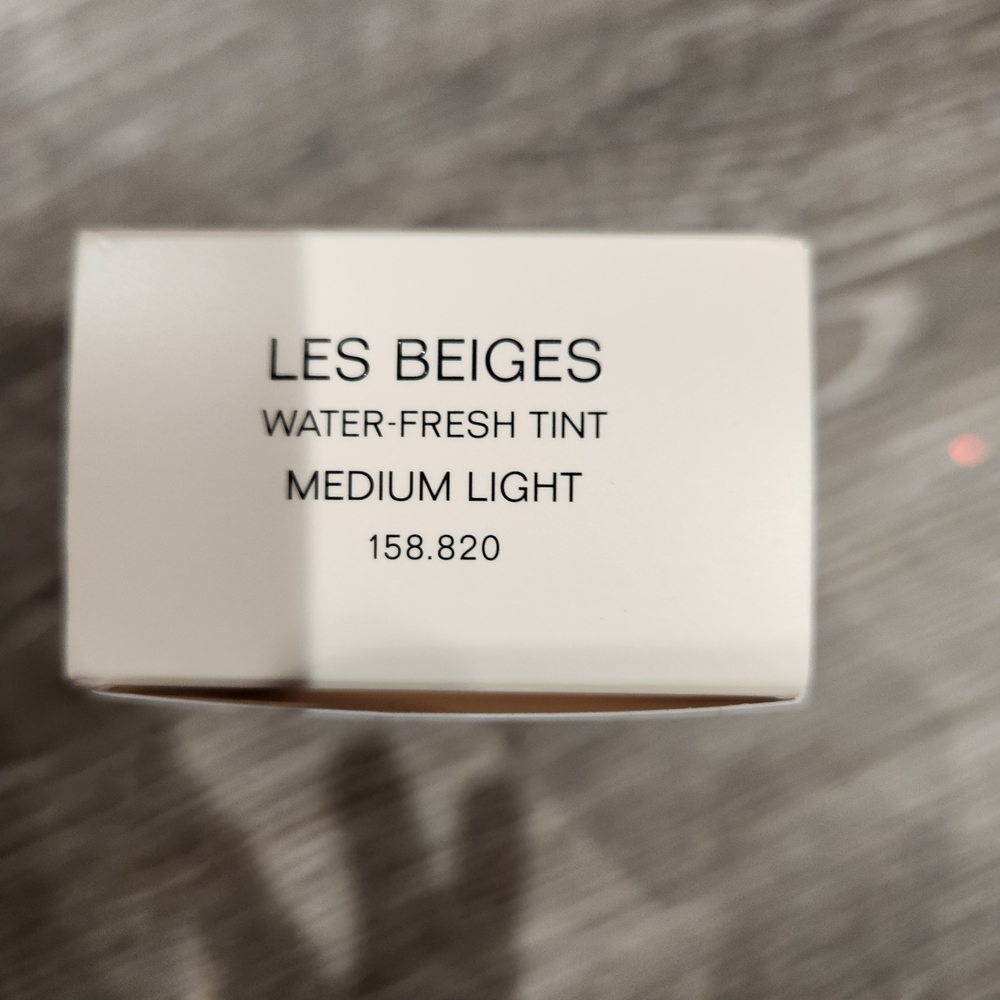 Chanel Les Beiges Water-Fresh Tint - Medium Light (Beige) - Picture 7 of 11